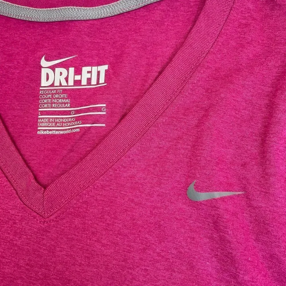 Nike|Dri-Fit|Moisture Wicking|Large